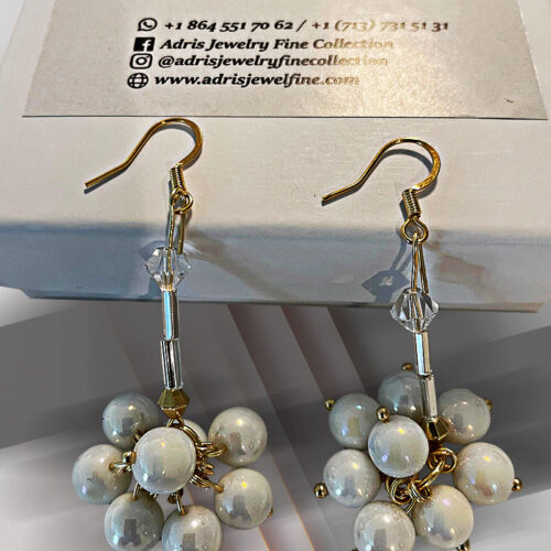 Aretes en perla y baño de oro para bodas y toda ocasión con estuche