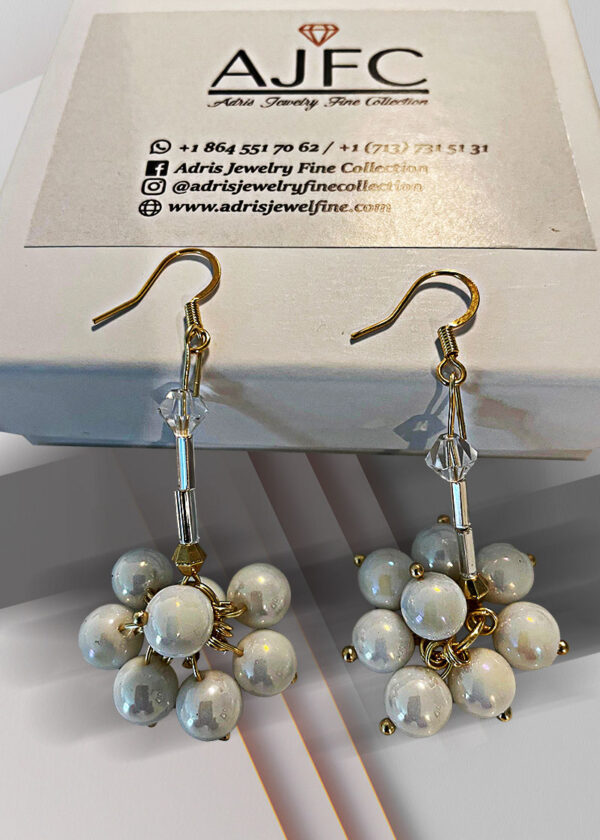 Aretes en perla y baño de oro para bodas y toda ocasión con estuche