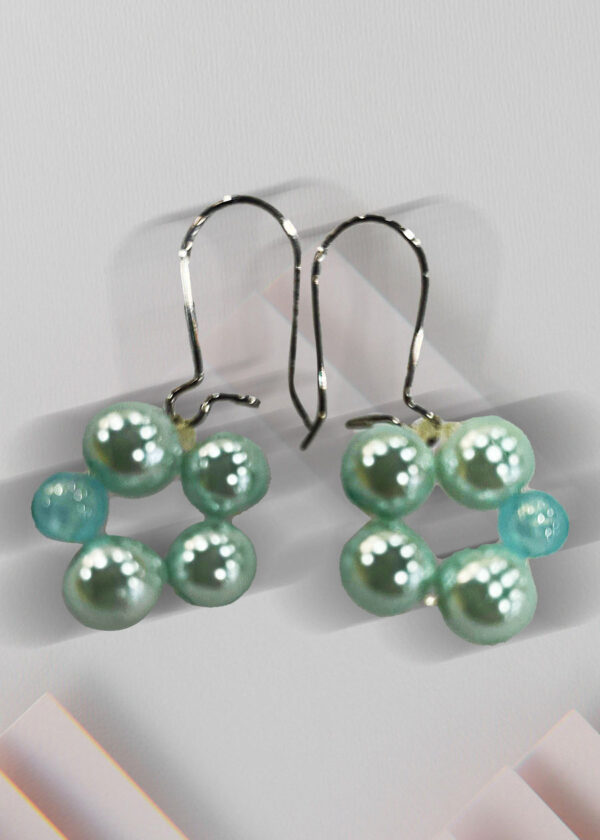 Aretes verdes en perla y plata