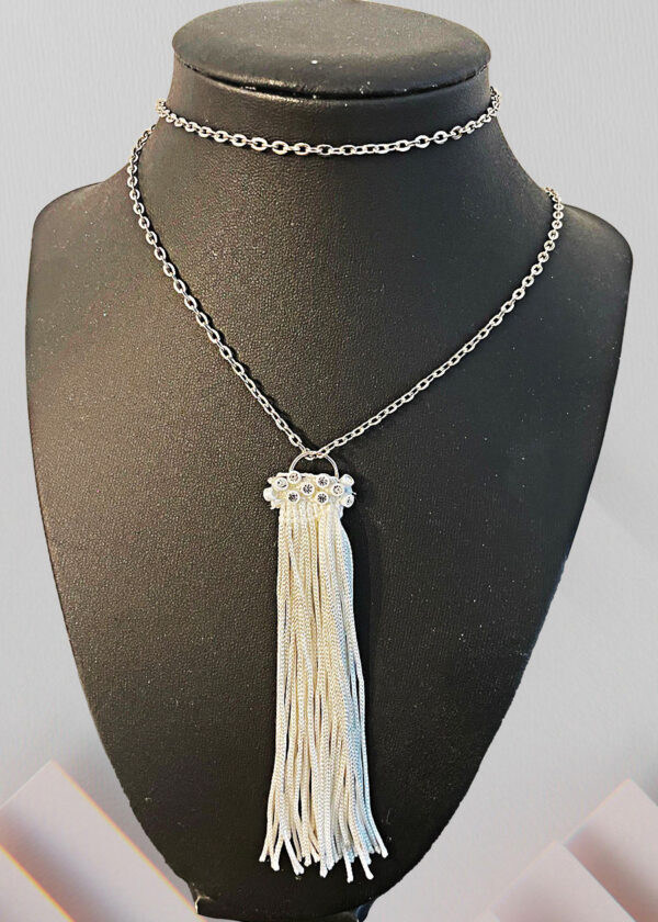 Collar blanco